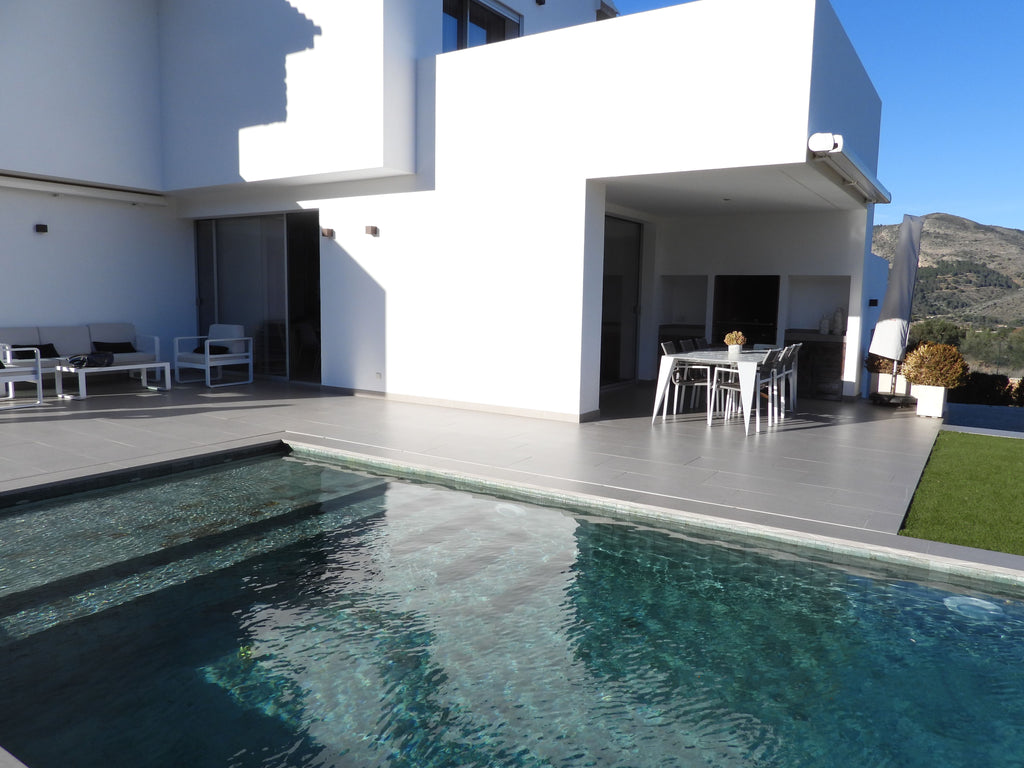 Green Sukabumi Bali Stone Pool Tile 4x4