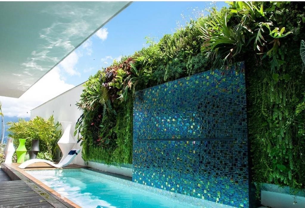 Bahamas Abaco Iridescent Glass Tile