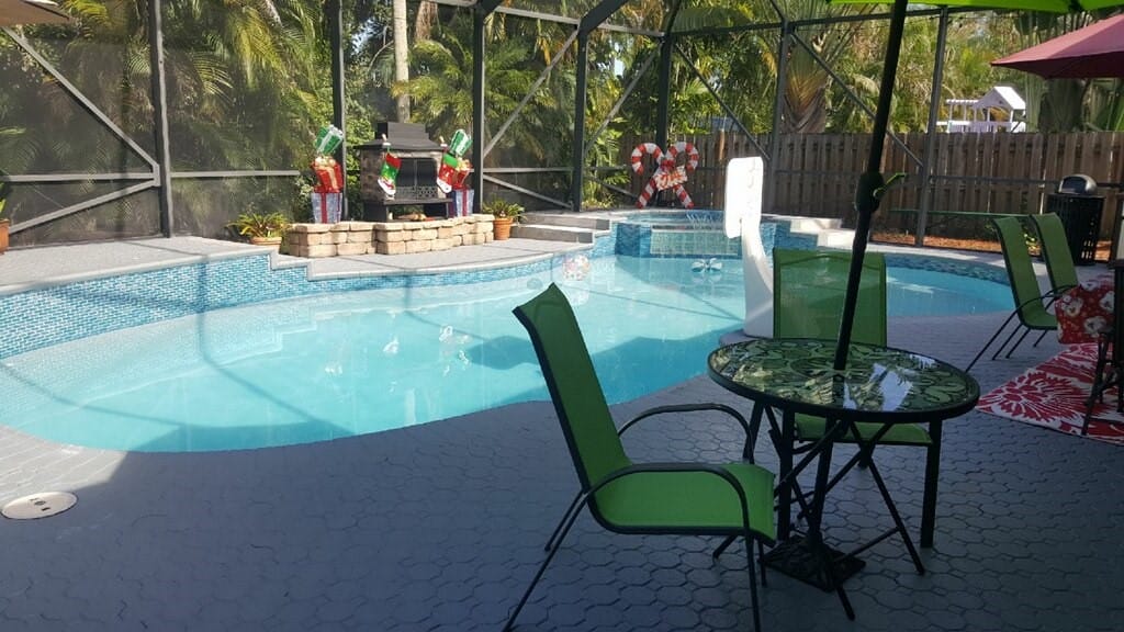 Pacific Aquamarine 1"x3"